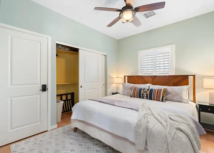 Holiday home Pines Near Whiskey Row | King Bdrms | Fenced Yard Prescott